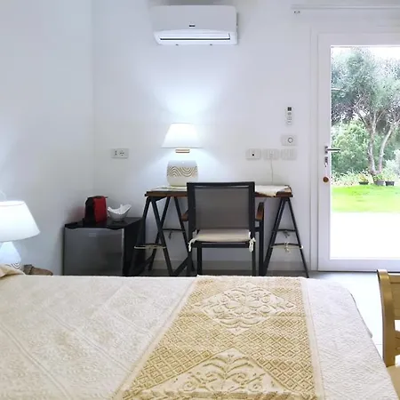 Sole Matto Rooms Olbia Esterno foto